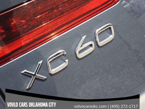 Used 2026 Volvo XC60 T8 Ultra w/ Protection Package Premier AWD/4WD image 11