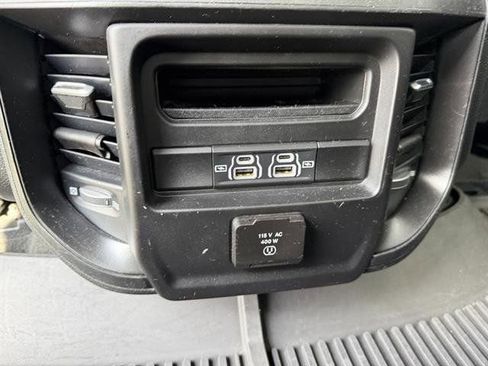 Used 2023 RAM 1500 Laramie image 29