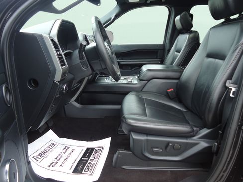 Used 2020 Ford Expedition XLT w/ Equipment Group 202A AWD/4WD image 23