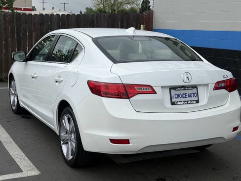 Used 2015 Acura ILX w/ Premium Package image 4