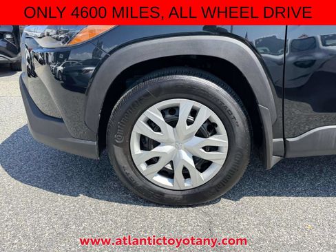 Used 2026 Toyota Corolla Cross L AWD/4WD image 14