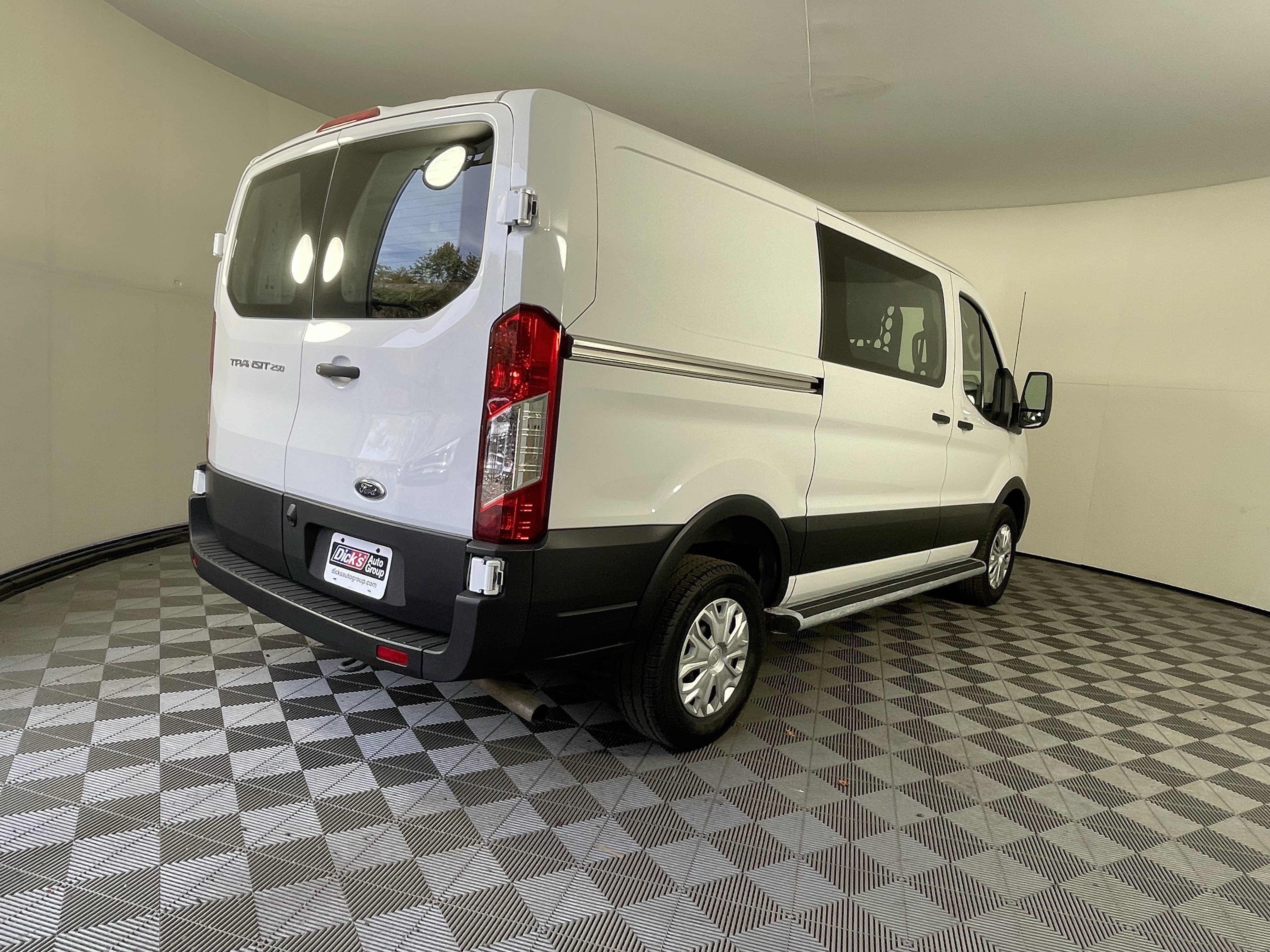 Used 2025 Ford Transit 250 Low Roof w/ Exterior Upgrade Package RWD image 6