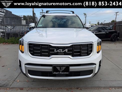 Used 2024 Kia Telluride S w/ S Sunroof Package FWD image 2