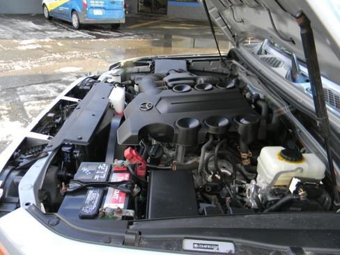 Used 2014 Toyota FJ Cruiser 4WD 4.0L V6 HARD TO FIND SUV w/ Upgrade Package image 23