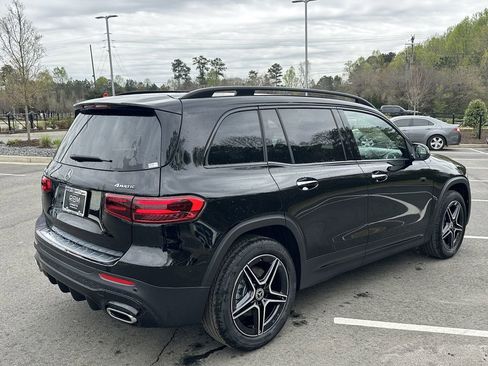 New 2026 Mercedes-Benz GLB 250 4MATIC image 8