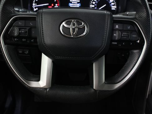 Used 2023 Toyota Tundra Limited AWD/4WD image 29