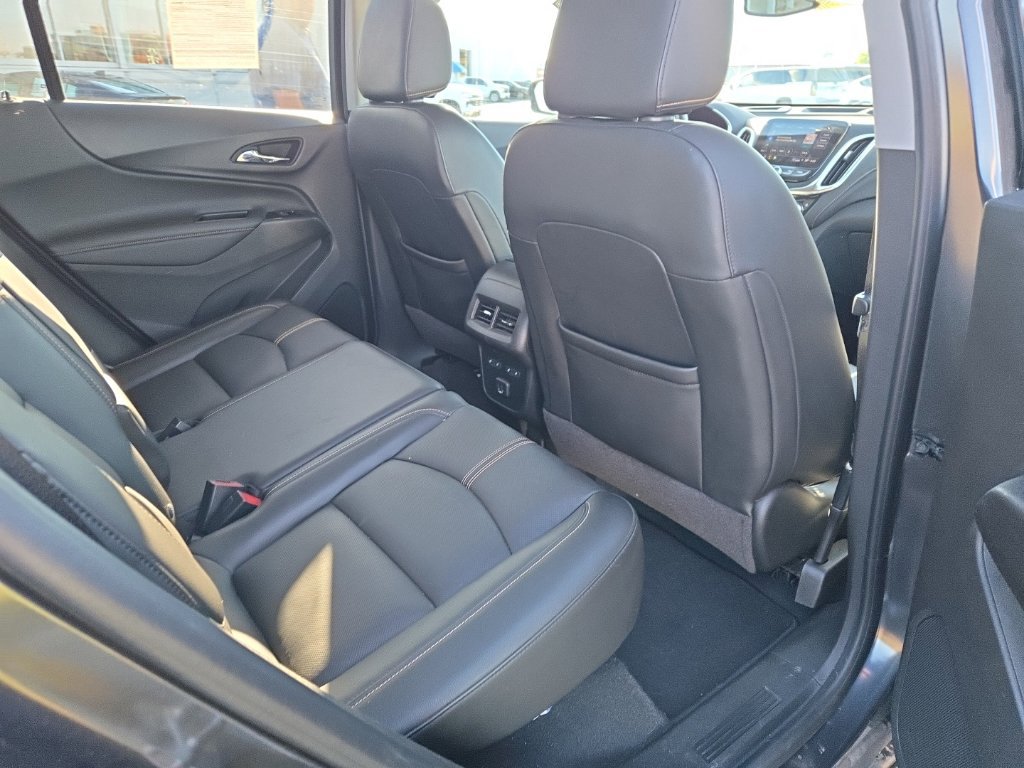 Used 2022 Chevrolet Equinox Premier AWD/4WD image 14