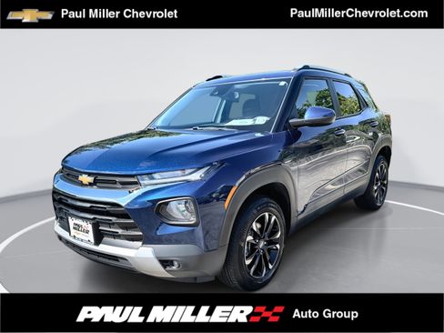 Certified 2023 Chevrolet TrailBlazer LT w/ Convenience Package AWD/4WD image 1