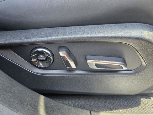 Used 2025 Acura RDX SH-AWD w/ Advance Package image 27
