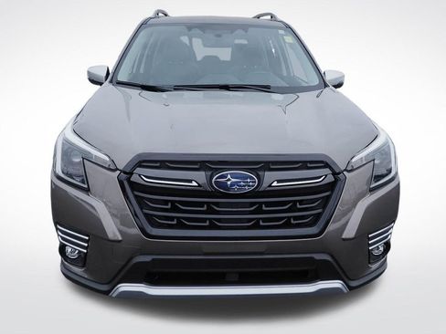 Used 2024 Subaru Forester Touring w/ Convenience Package image 2