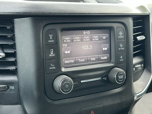 Used 2024 RAM 1500 Big Horn image 16