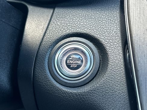 Certified 2020 Mercedes-Benz C 300 Sedan image 22