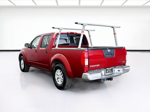 Used 2017 Nissan Frontier SV RWD image 6