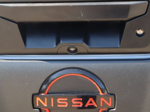 Used 2025 Nissan Frontier PRO-4X w/ Black Accent Package AWD/4WD image 43