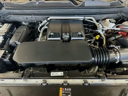 Used 2025 GMC Canyon Elevation w/ Convenience Package RWD image 27
