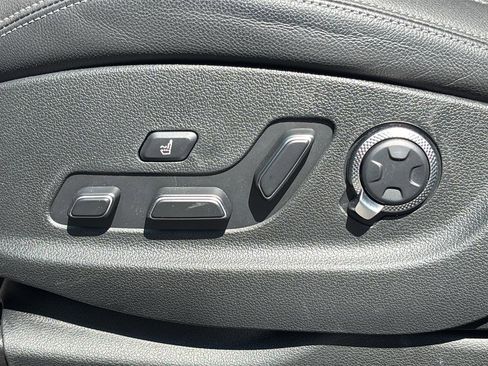 Used 2024 Genesis GV70 2.5T w/ Sport Prestige Package AWD/4WD image 20