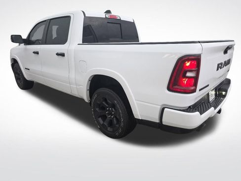 Used 2025 RAM 1500 Big Horn AWD/4WD image 37
