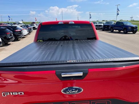 Used 2015 Ford F150 XLT w/ Equipment Group 301A Mid AWD/4WD image 26