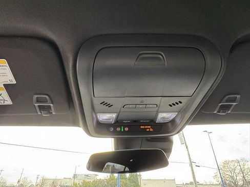 Used 2021 Cadillac XT4 Premium Luxury image 37