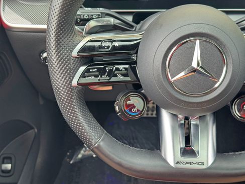 Used 2024 Mercedes-Benz GLC 43 AMG 4MATIC image 23
