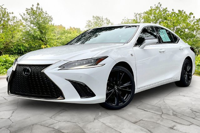 Used 2023 Lexus ES 350 F Sport w/ Accessory Package (Z2) FWD image 3