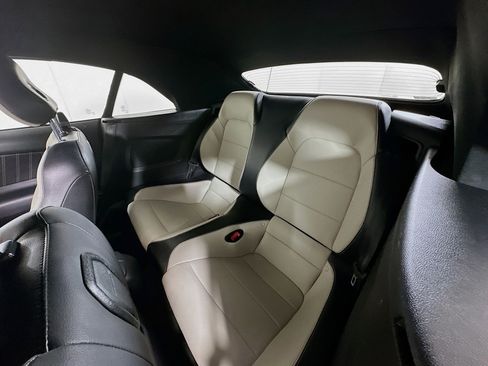 Used 2019 Ford Mustang Premium image 25