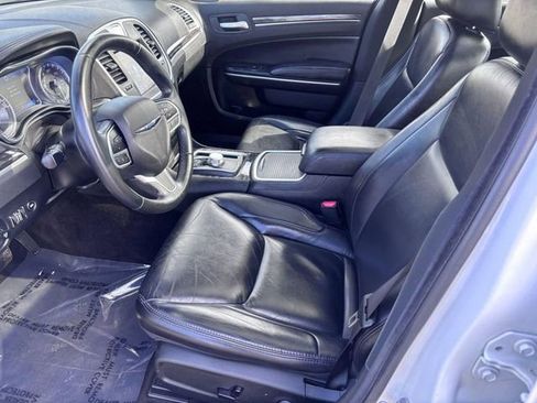Used 2019 Chrysler 300 Touring L w/ Quick Order Package 22F AWD/4WD image 10