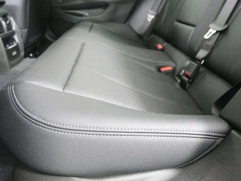 Used 2026 BMW 330i Sedan w/ M Sport Package RWD image 14