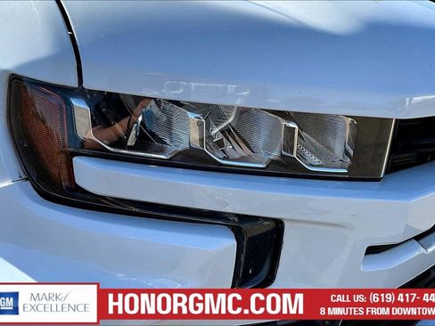 Used 2020 Chevrolet Silverado 1500 RST w/ All-Star Edition AWD/4WD image 33