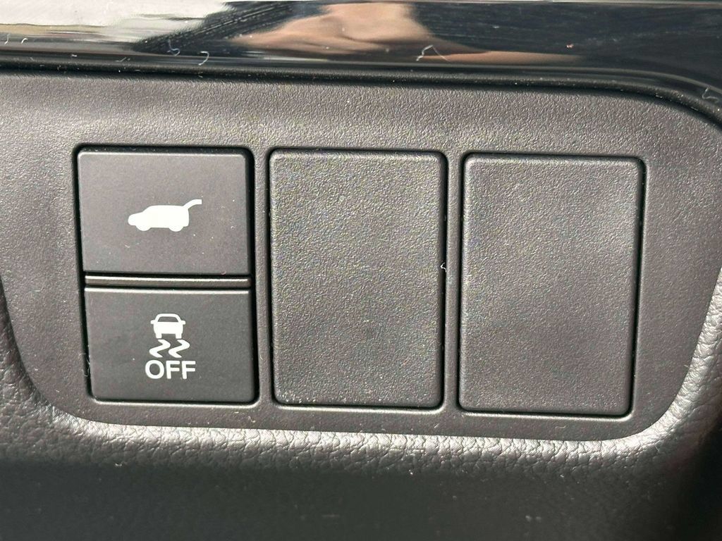 Used 2024 Honda CR-V EX-L image 18