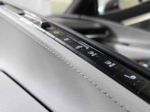 Used 2023 Chevrolet Corvette Stingray Preferred Cpe w/ Z51 Performance Package image 36