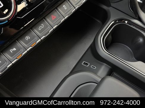 New 2026 GMC Sierra 1500 AT4X AWD/4WD image 17