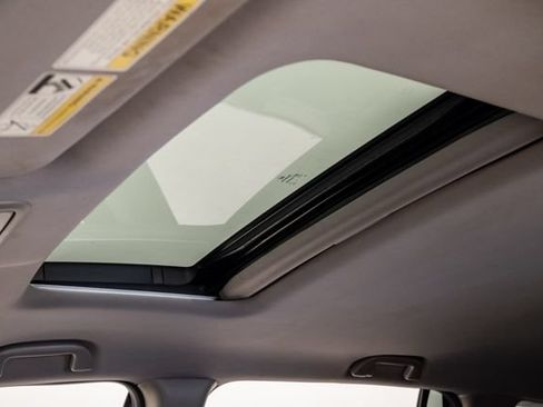 Used 2017 Honda Pilot EX-L image 9