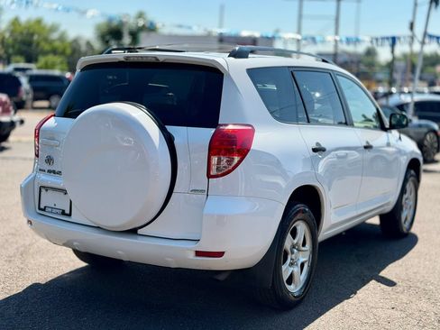 Used 2008 Toyota RAV4 4WD image 2
