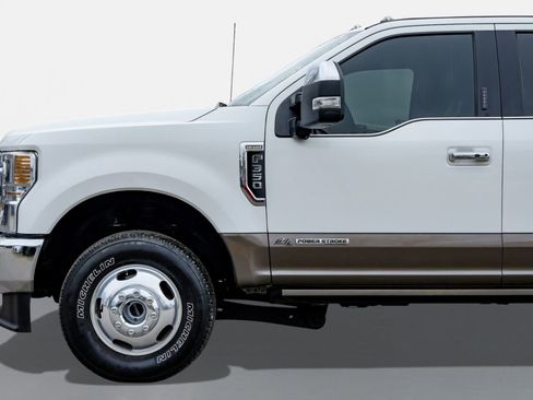 Used 2020 Ford F350 King Ranch w/ King Ranch Ultimate Package image 10