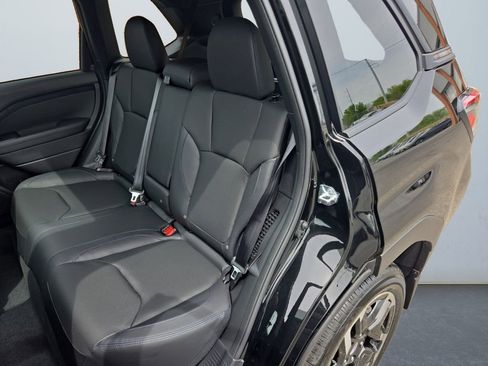 Certified 2025 Subaru Forester Limited image 13