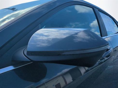 Certified 2024 Hyundai Elantra Limited FWD image 12
