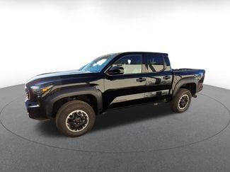 Used 2025 Toyota Tacoma TRD Off-Road video 2