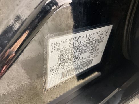 Used 2021 Nissan Kicks SR w/ SR Premium Package FWD image 28