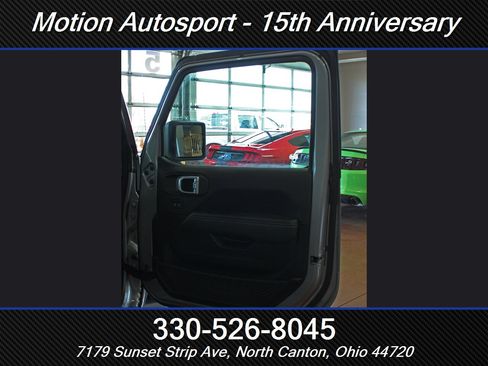 Used 2021 Jeep Wrangler Unlimited Sahara w/ LED Lighting Group AWD/4WD image 39