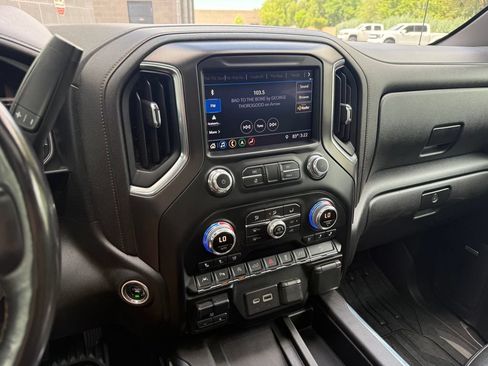 Used 2019 GMC Sierra 1500 AT4 w/ AT4 Premium Package AWD/4WD image 24