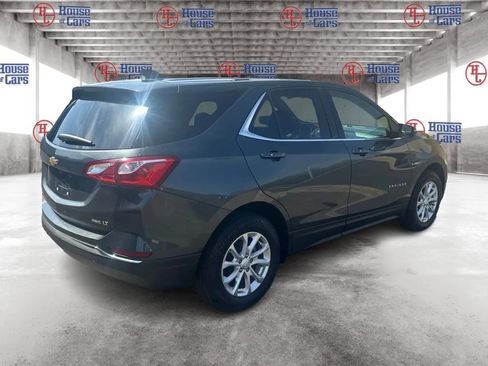 Used 2019 Chevrolet Equinox LT w/ Driver Convenience Package AWD/4WD image 5