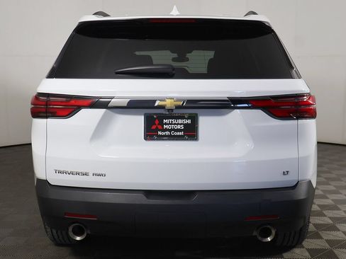Used 2023 Chevrolet Traverse LT AWD/4WD image 12