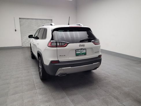 Used 2019 Jeep Cherokee Limited AWD/4WD image 6