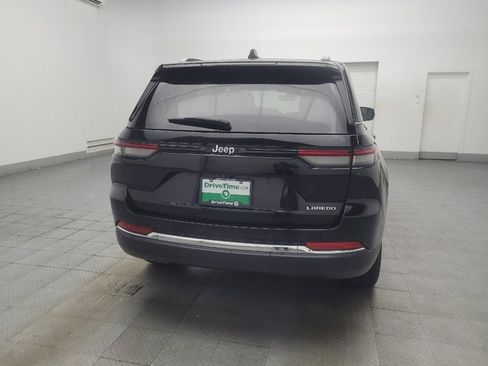 Used 2023 Jeep Grand Cherokee Laredo RWD image 7