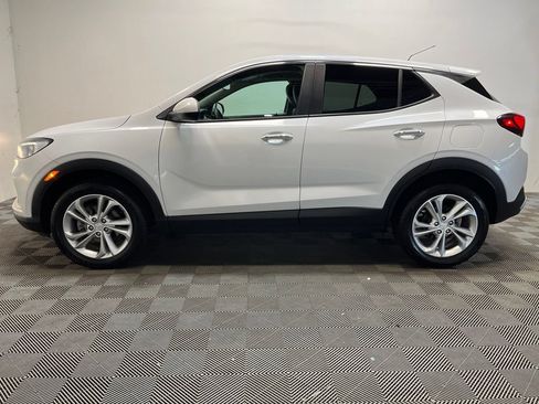 Used 2020 Buick Encore GX Preferred w/ Cold Weather Comfort Package AWD/4WD image 23