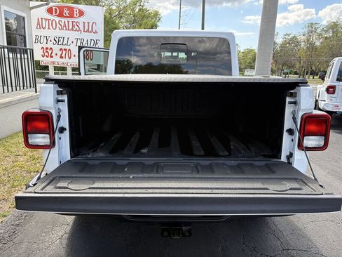 Used 2022 Jeep Gladiator Mojave w/ Trailer Tow Package AWD/4WD image 31