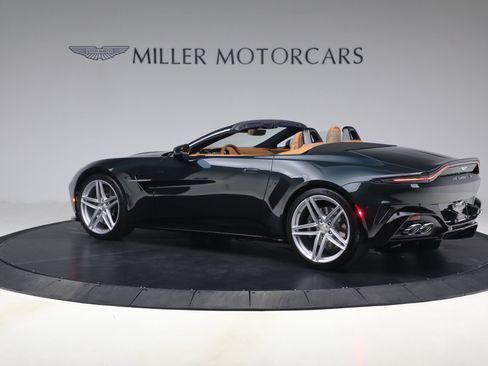 New 2026 Aston Martin V8 Vantage Roadster RWD image 4