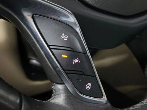 Used 2018 Cadillac XT5 Luxury w/ Driver Awareness Package image 31