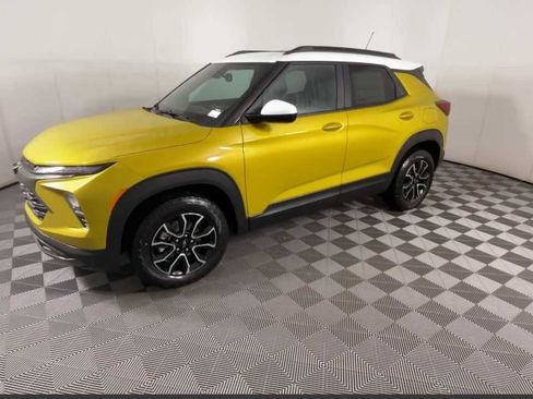 New 2025 Chevrolet TrailBlazer ACTIV w/ Convenience Package AWD/4WD image 8